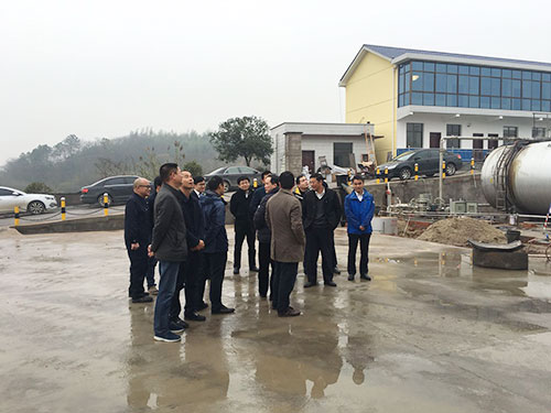 長(zhǎng)沙太空金路橋材料有限公司,雙鋼輪壓路機(jī),福格勒瀝青攤鋪機(jī),AC系列,AF系列,SBS系列